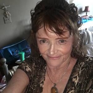 Meet your Posher, Debra